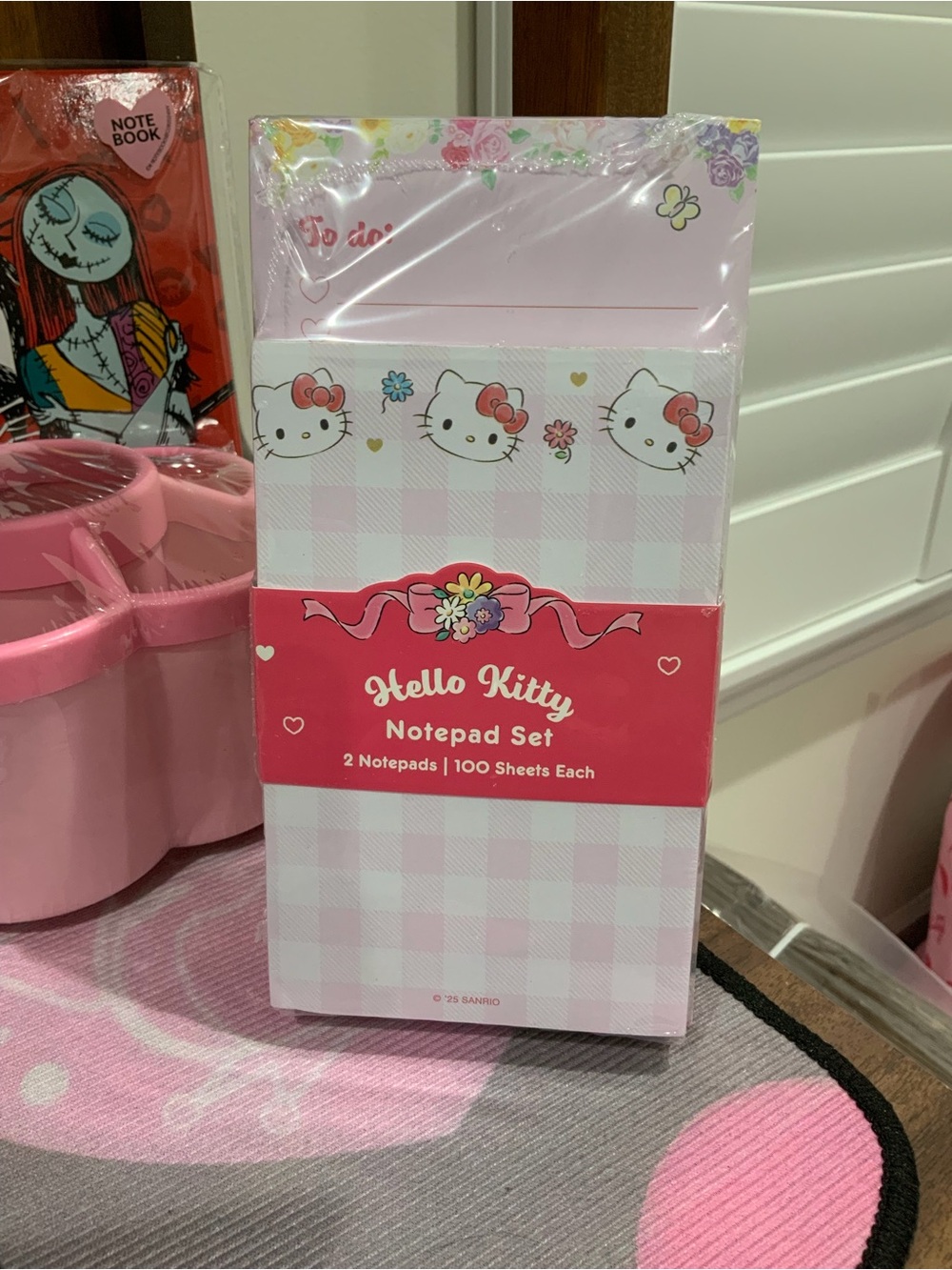 Hello Kitty Pink and White Gingham Notepad Set